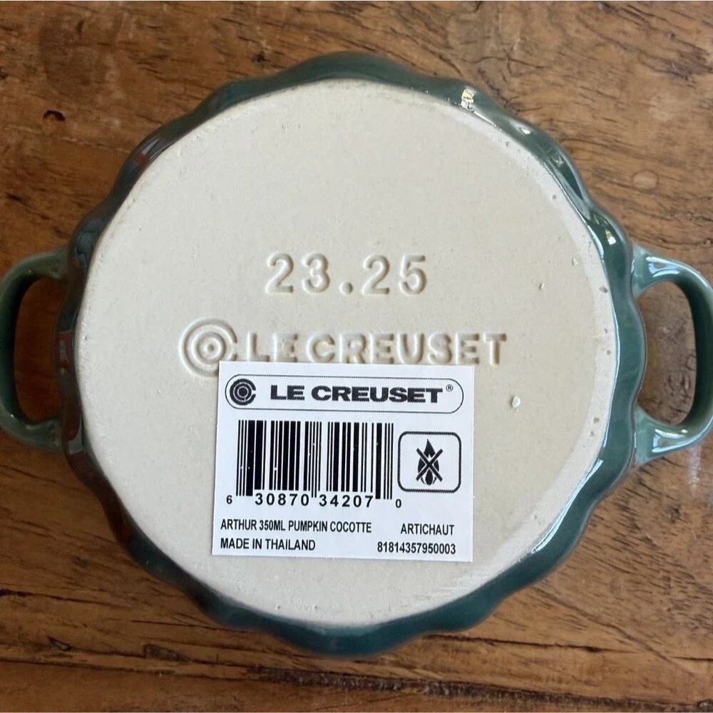 Le Creuset Stoneware Figural Pumpkin Mini Cocotte 12 oz Artichaut Green NEW NIB